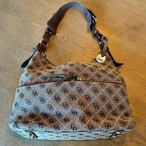 Dooney & Bourke purse